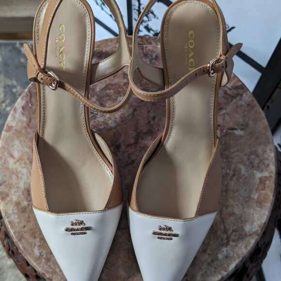 Coach Vierra Leather Heels size 9B tan-off white, 3 1/2 inch heel - Picture 3 of 7